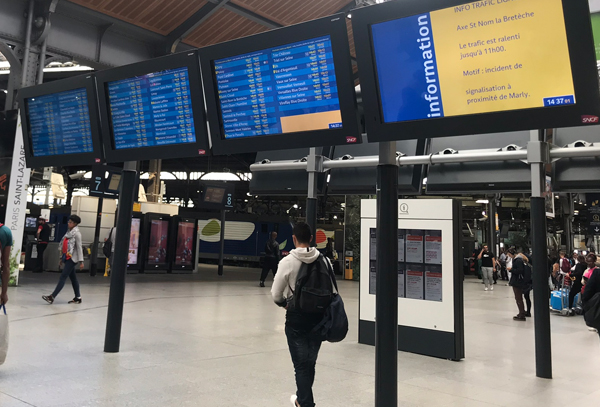 Installation-ecrans-information-voyageur-gare-urbitec